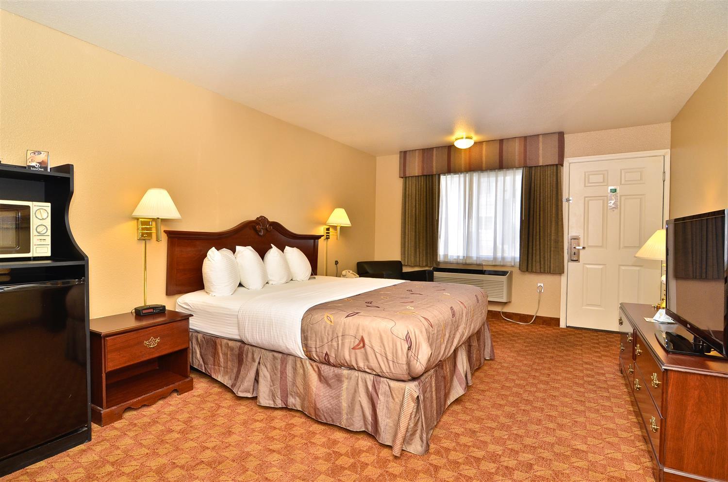 Western & Hotel