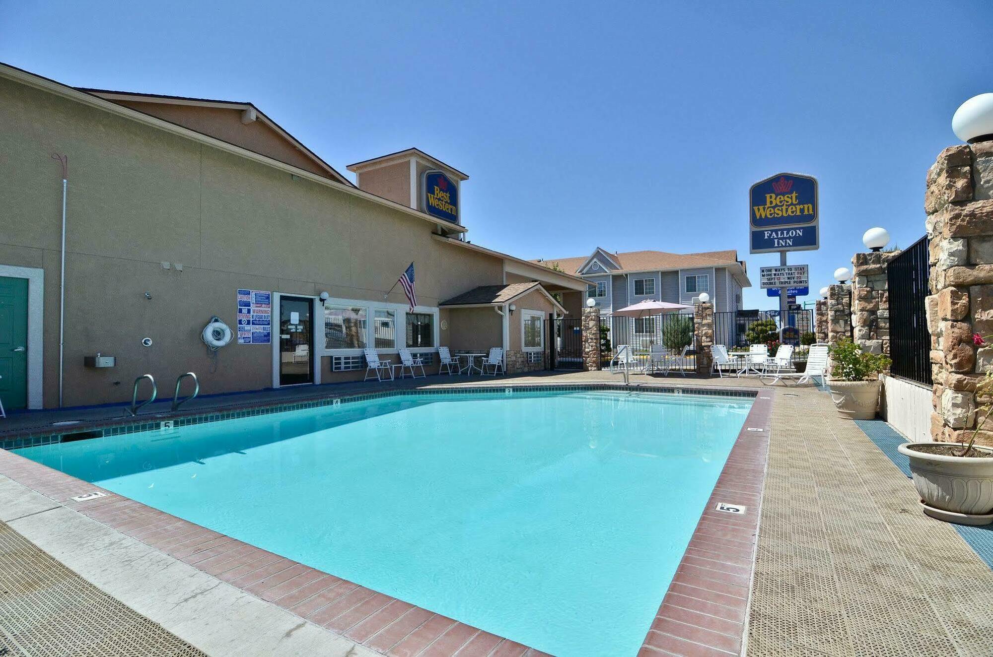 Western & Hotel Fallon